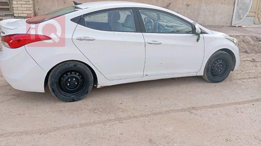 هیوندای ئەلەنترا